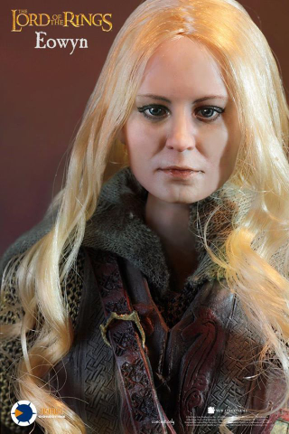 Illustration for article titled Glorious Amored Eowyn Figure